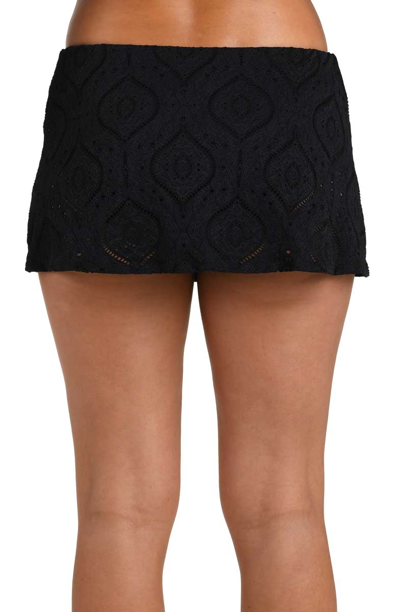 La Blanca: Mantra Medallion Adjustable Tunnel Skirted Bottom