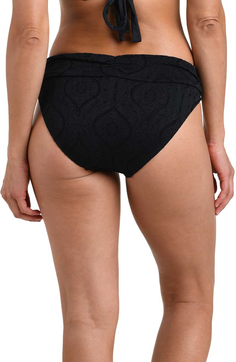 La Blanca: Mantra Medallion Ruched Band Hipster Bottom - BLACK