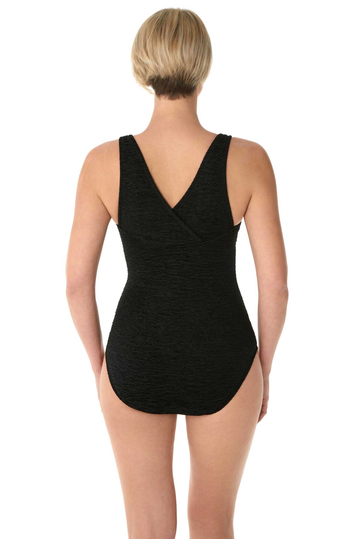 Penbrooke Krinkle Plus Size Chlorine Resistant One Piece Scoop Neck Sheath  Swimsuit at