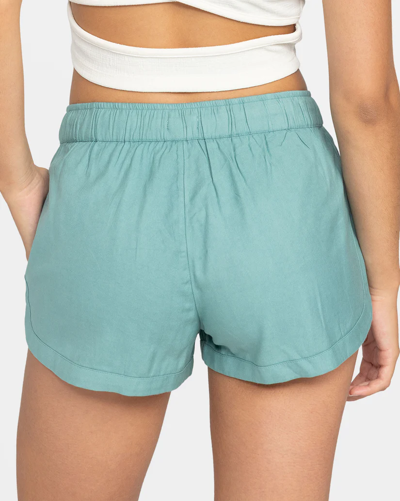 Roxy: New Impossible Love Elastic Waist Shorts