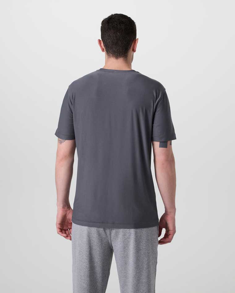 Vuori: Strato Tech Tee