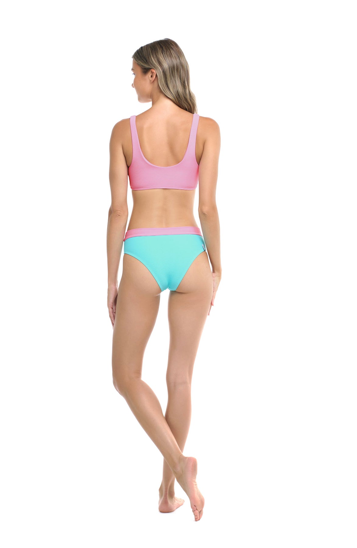 Body Glove: Spectrum Kate Scoop Bikinii Top - PITAYA